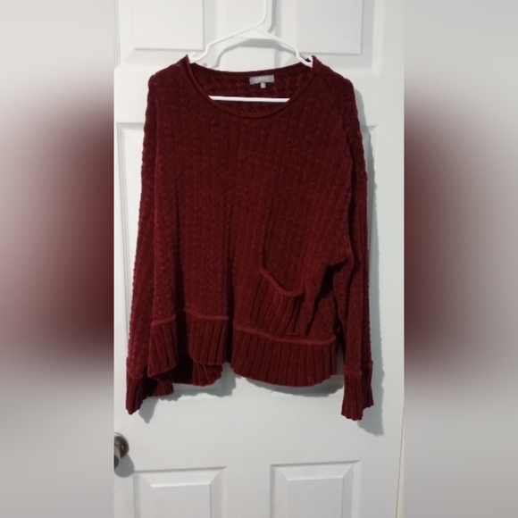 Habitat Red Crew Neck Sweater Cozy Knit Winter Essential - Picture 1 of 4